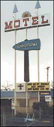 Tomahawk Motel